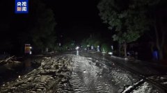 中国甘肃强降雨引发山洪